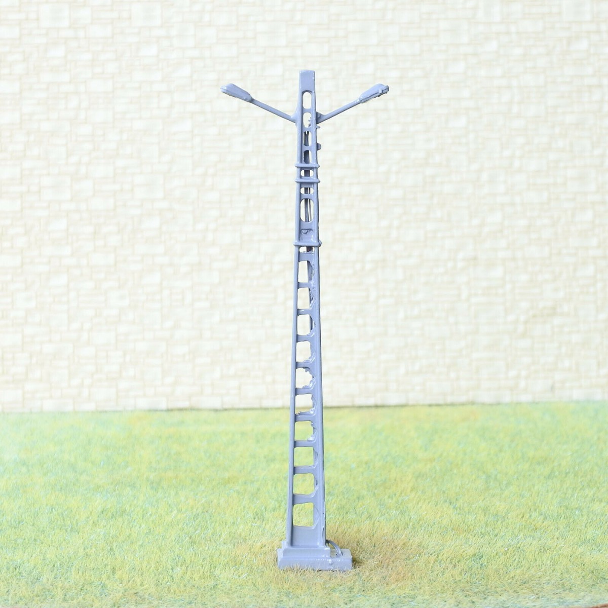 2 x HO / OO model mast tower lights lamppost LEDs made street path lamp #TL100D